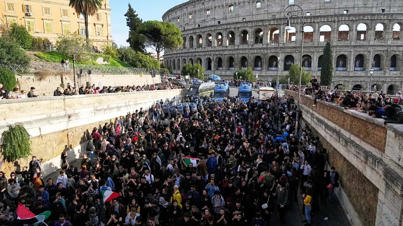From Rome to Milan, Italy in chaos of protests – 8 persons arrested