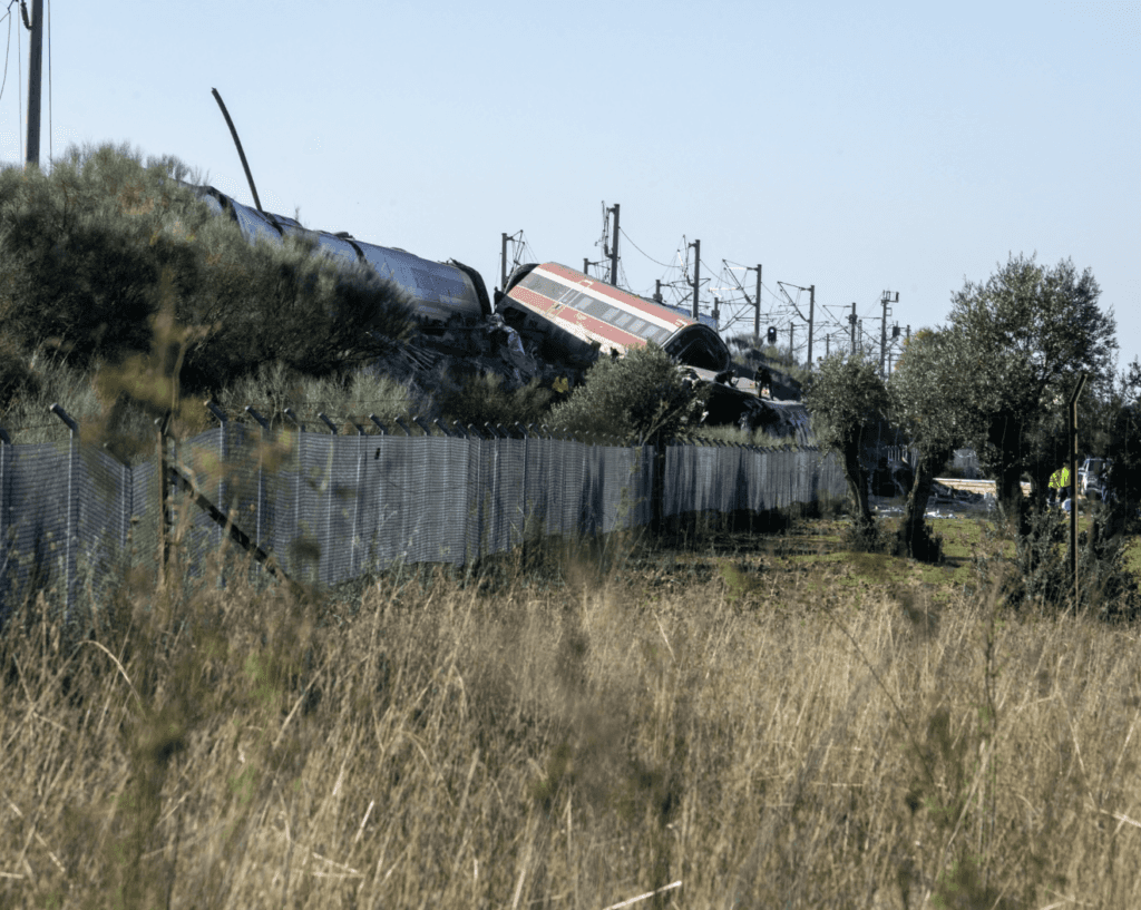 Ten dead after the two trains crash in Spain