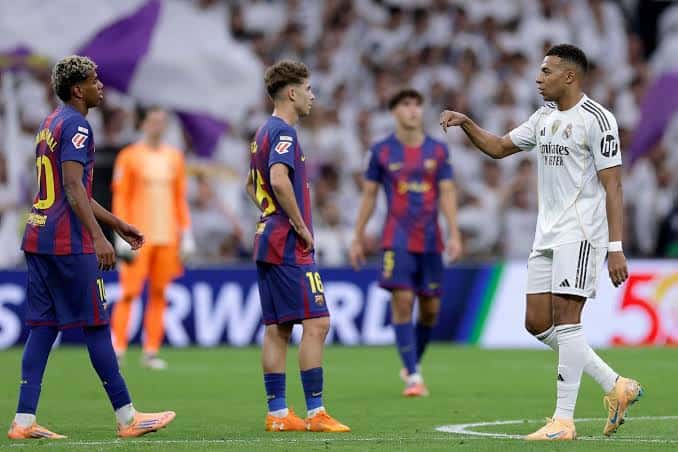 Play tonight El Classico.