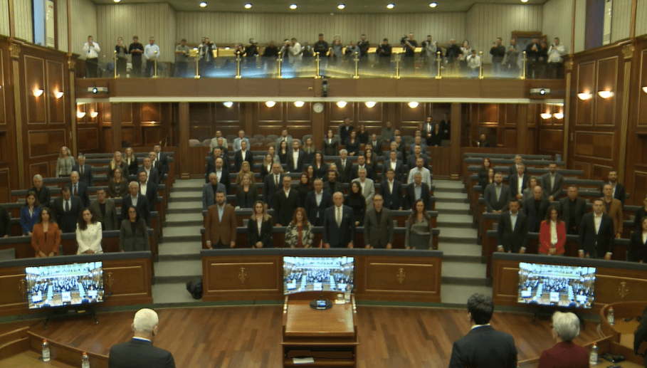 Parliament holds a minute of silence for Arlinda Zekaj