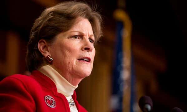 ) US backs efforts to normalise Kosovo, US senators from both parties congratulate Students in Serbia