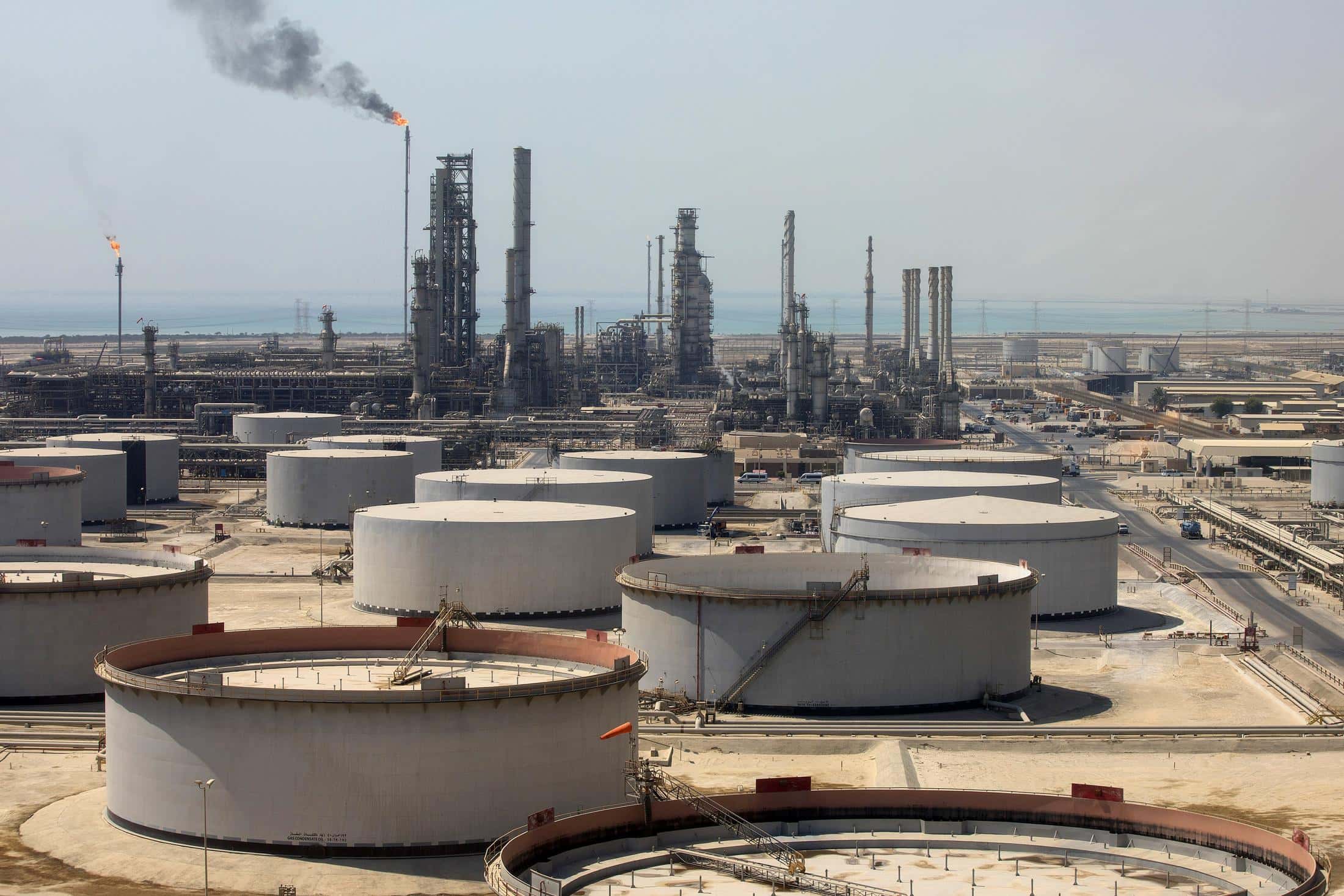 Oil prices on international markets rise to $115 per barrel