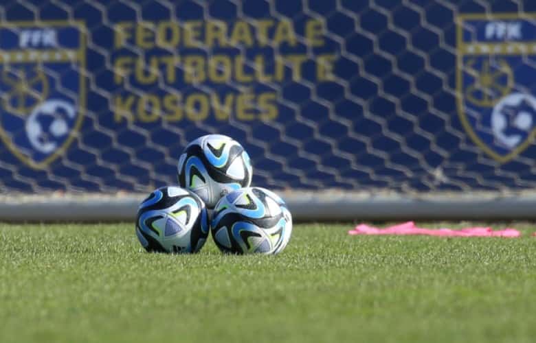 Superliga returns with a few duels of énxhtata