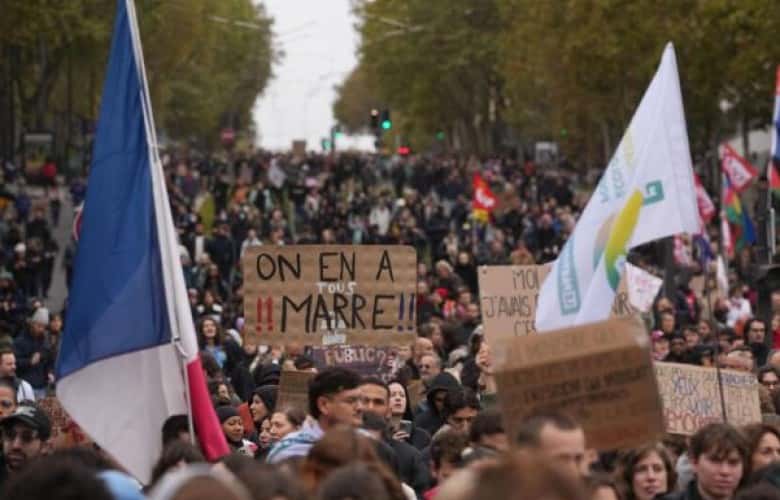 New protests warned, 1,435 arrested in demonstrations in France