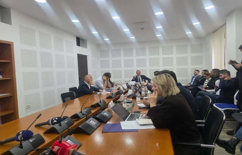 Collusion and criticism begin the Commission’s Economics Meeting