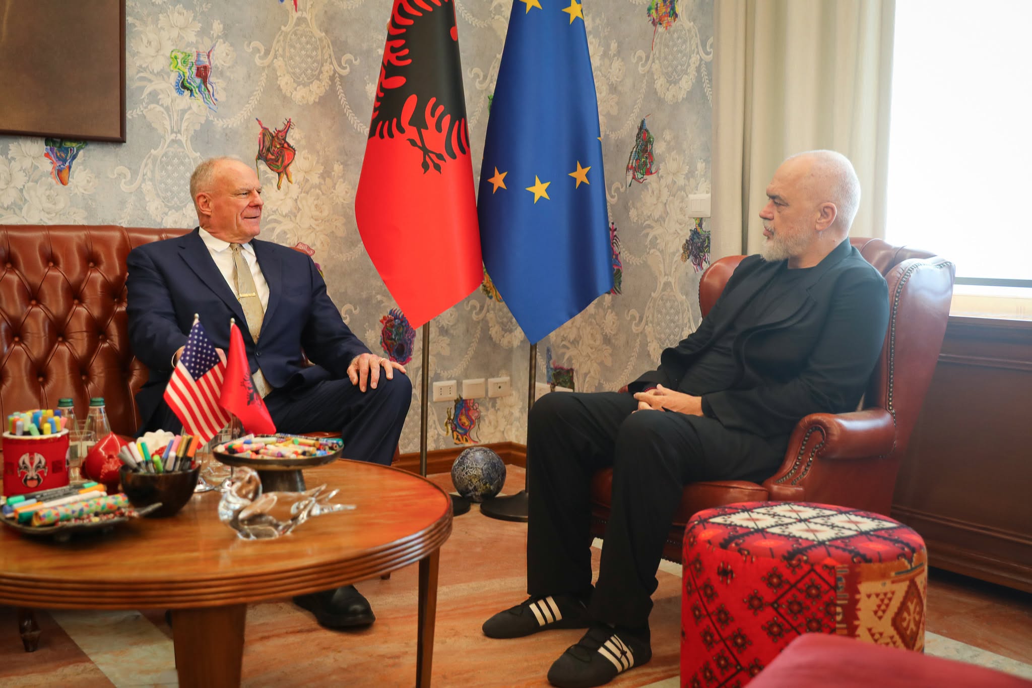 Hoti pas deklaratave të Kurtit: Si mund të thirret në marrëveshje kur Bekim Sejdiu u tërhoq